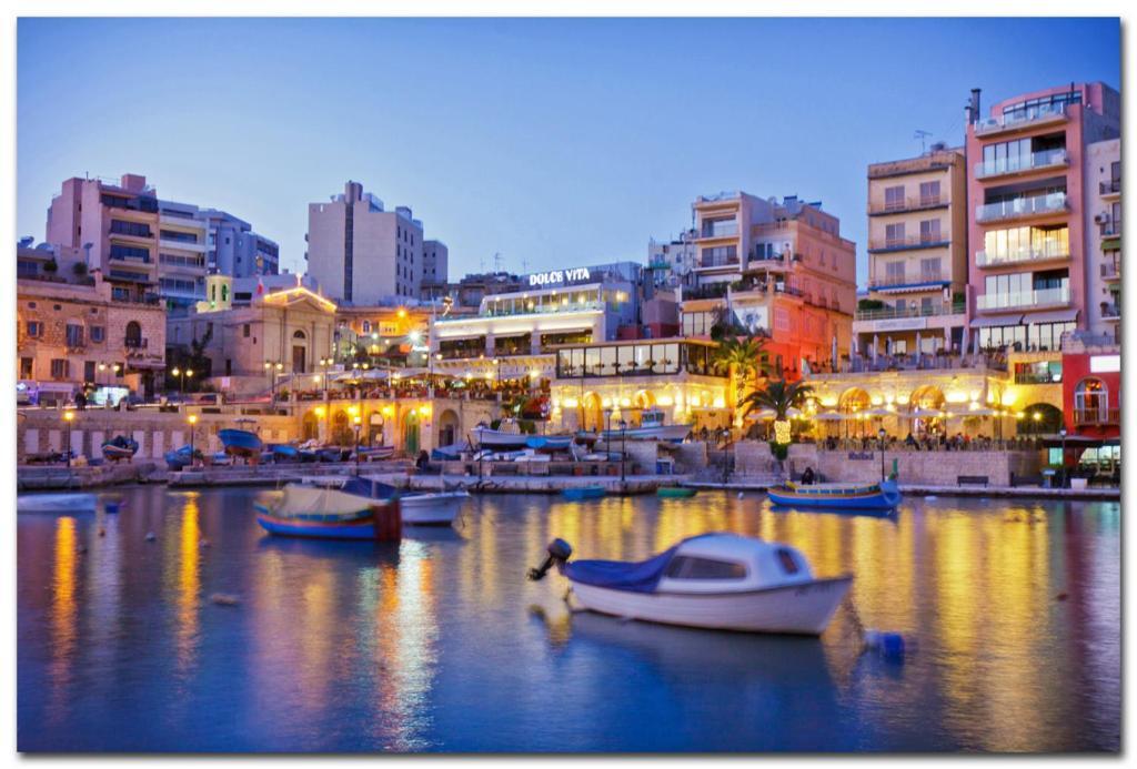 Luxury Apartment With Valletta And Harbour Views 斯利马 外观 照片